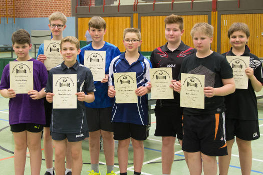 Kreisrangliste Schüler/Jugend 2017 in Barßel :: Die besten Schüler A-Tischtennisspieler, v.l.n.r.: Nicolas König, Moritz Koopmeiners, Marc Goerken, Raul-Viorel Damian, Mathis Blankmann, Simon Gräfe, Felix Fischer und Lasse Wendeln.